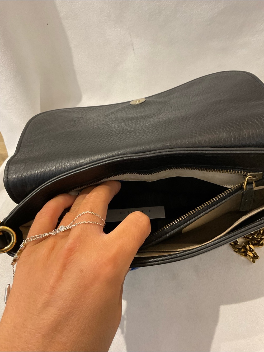 Gucci Bag - Picture 9 of 10